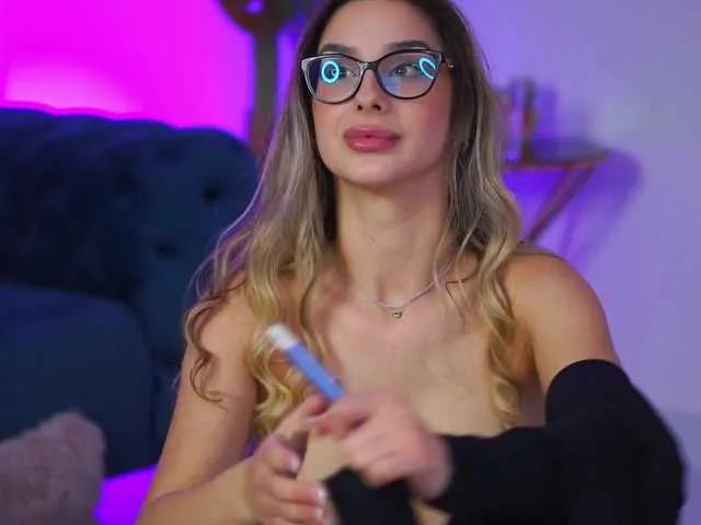 BongaCams MaddieBryggs is Freechat MaddieBryggs — Confident men, slow teasing, naughty compliments, deep eye contact, playful chat, and watching you lose control for me. Oh, and nothing beats the sound of my Lovense buzzing just for you...